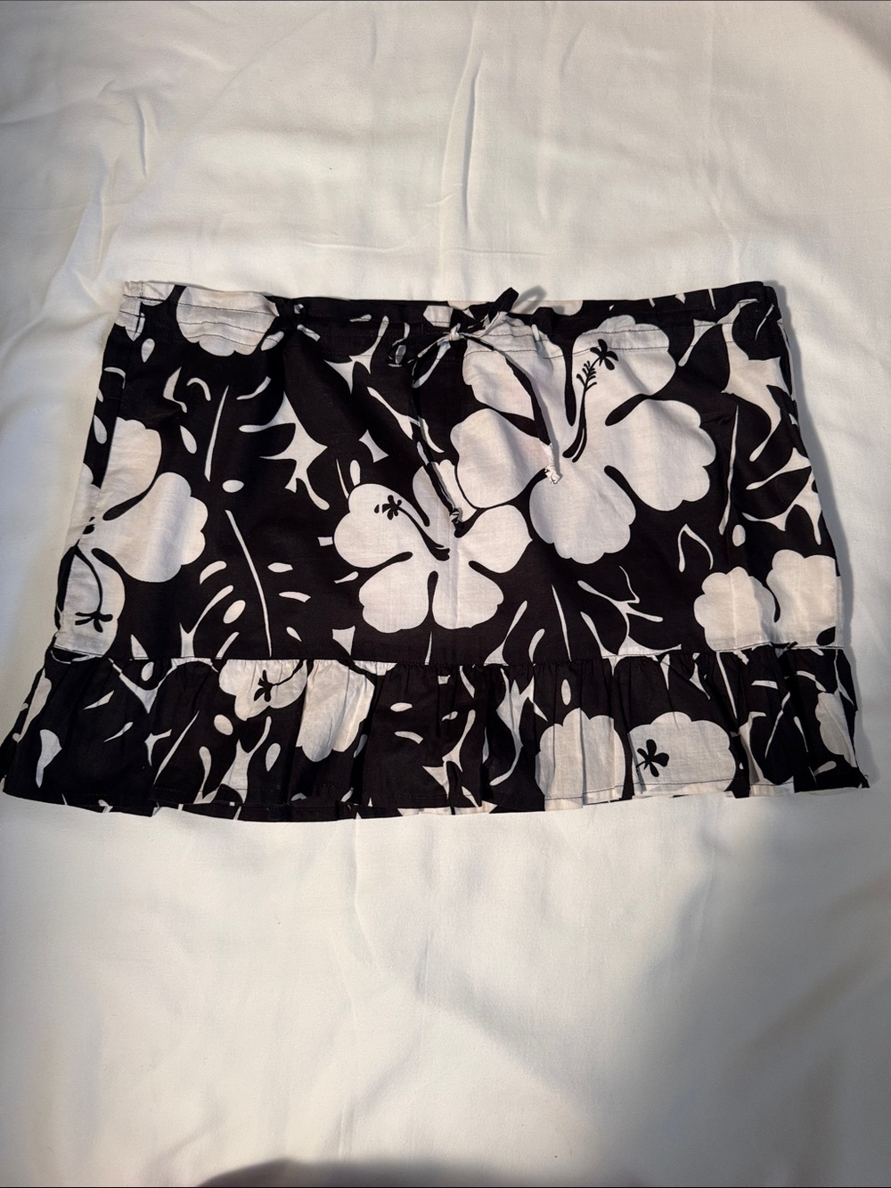 Roxy Black & White Floral Ruffle Mini Skirt